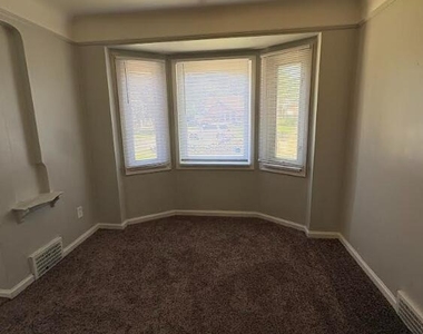 6181 Neff Avenue - Photo Thumbnail 8