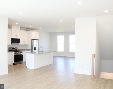 139 Heyford Drive - Photo Thumbnail 7