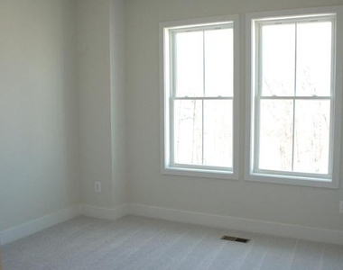 139 Heyford Drive - Photo Thumbnail 15