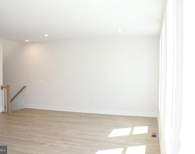 139 Heyford Drive - Photo Thumbnail 8