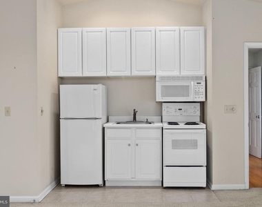 1312 Stafford Avenue - Photo Thumbnail 22