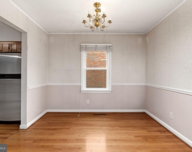 1312 Stafford Avenue - Photo Thumbnail 21