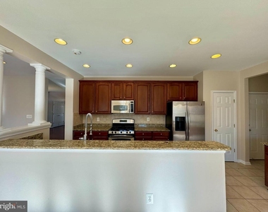 1308 Walker Drive - Photo Thumbnail 5