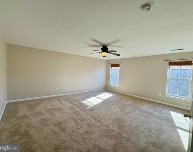 1308 Walker Drive - Photo Thumbnail 9