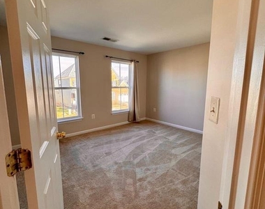 1308 Walker Drive - Photo Thumbnail 15