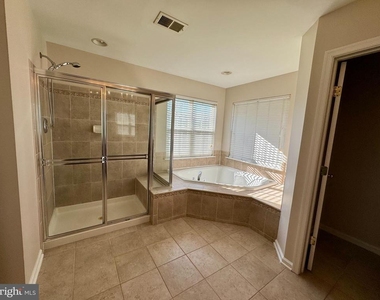1308 Walker Drive - Photo Thumbnail 12