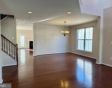 1308 Walker Drive - Photo Thumbnail 2