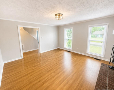 5800 Lagu Place - Photo Thumbnail 3