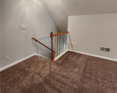 1549 Laurel Oak Drive - Photo Thumbnail 16