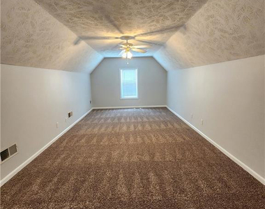 1549 Laurel Oak Drive - Photo Thumbnail 15