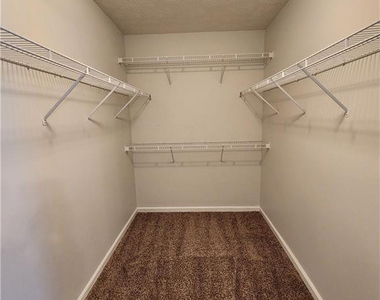 1549 Laurel Oak Drive - Photo Thumbnail 6