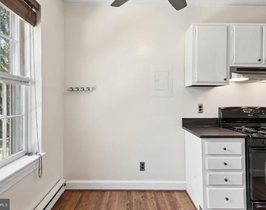 715 S Washington Street S - Photo Thumbnail 11