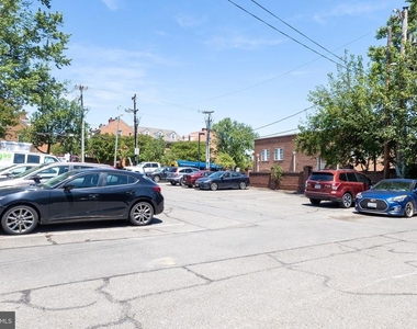 715 S Washington Street S - Photo Thumbnail 22