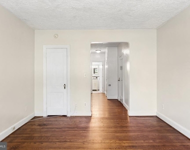 715 S Washington Street S - Photo Thumbnail 4