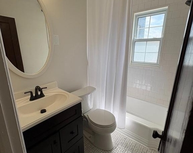 402 Bashford Lane - Photo Thumbnail 14