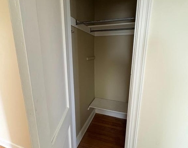 402 Bashford Lane - Photo Thumbnail 13