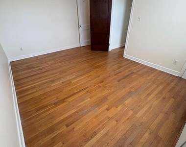 402 Bashford Lane - Photo Thumbnail 19
