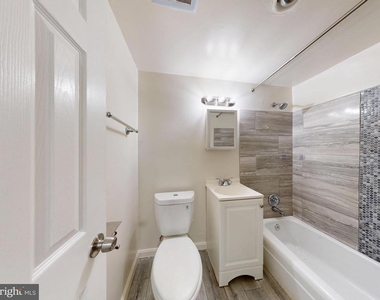 4600 Duke Street - Photo Thumbnail 9