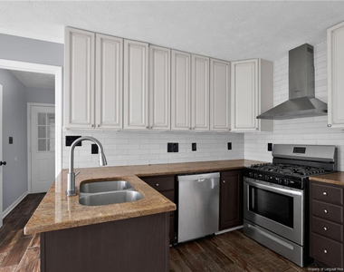 1183 Helmsley Drive - Photo Thumbnail 11