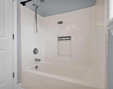 1183 Helmsley Drive - Photo Thumbnail 20