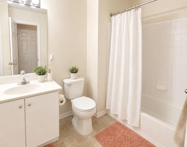 4921 Kilburn Street - Photo Thumbnail 9