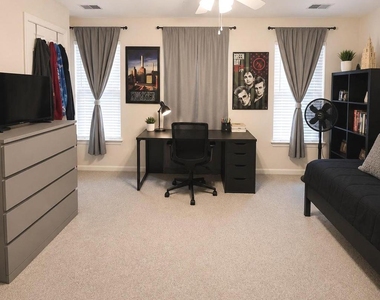 4921 Kilburn Street - Photo Thumbnail 16