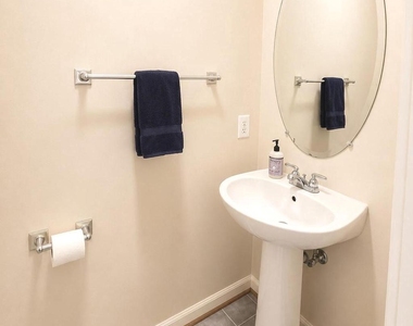 4921 Kilburn Street - Photo Thumbnail 3