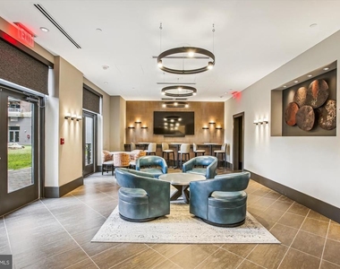 3101 N Hampton Drive - Photo Thumbnail 6