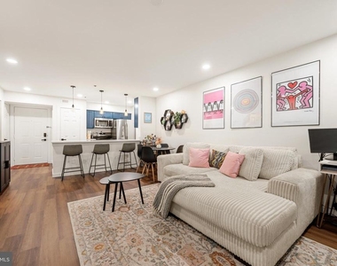 3307 Wyndham Circle - Photo Thumbnail 5