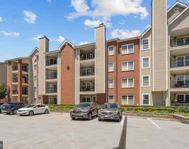 3307 Wyndham Circle - Photo Thumbnail 25