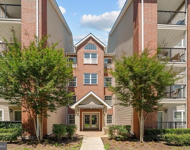 3307 Wyndham Circle - Photo Thumbnail 22