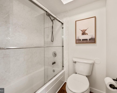 3307 Wyndham Circle - Photo Thumbnail 19