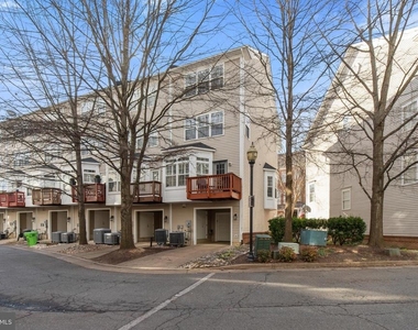 170 Martin Lane - Photo Thumbnail 37