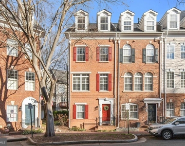 170 Martin Lane - Photo Thumbnail 3