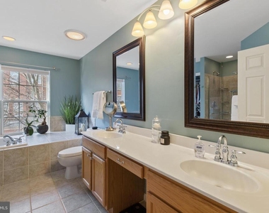 170 Martin Lane - Photo Thumbnail 28