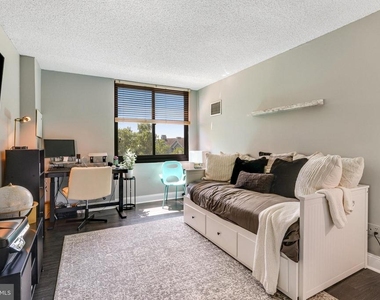 5500 Holmes Run Parkway - Photo Thumbnail 28