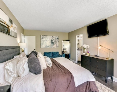 5500 Holmes Run Parkway - Photo Thumbnail 23