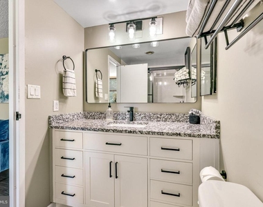 5500 Holmes Run Parkway - Photo Thumbnail 26