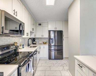 5500 Holmes Run Parkway - Photo Thumbnail 8