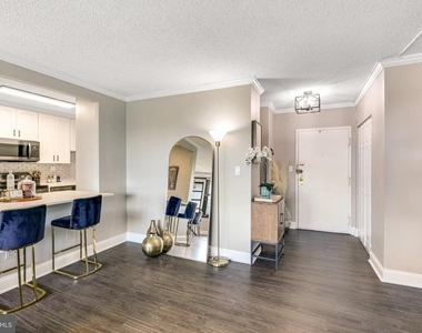 5500 Holmes Run Parkway - Photo Thumbnail 18