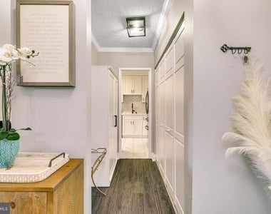 5500 Holmes Run Parkway - Photo Thumbnail 21
