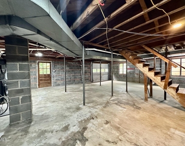 816 S State Street - Photo Thumbnail 20
