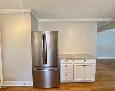 816 S State Street - Photo Thumbnail 9