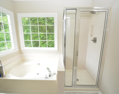 3406 Weatherby Drive - Photo Thumbnail 10