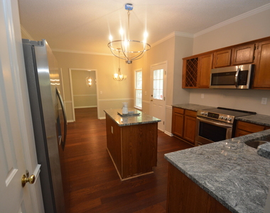 3406 Weatherby Drive - Photo Thumbnail 5