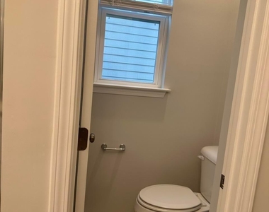 1078 Manorhaven Drive - Photo Thumbnail 17