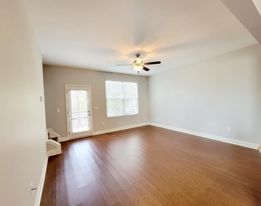 3944 Volkswalk Place - Photo Thumbnail 14
