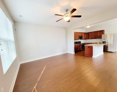 3944 Volkswalk Place - Photo Thumbnail 18
