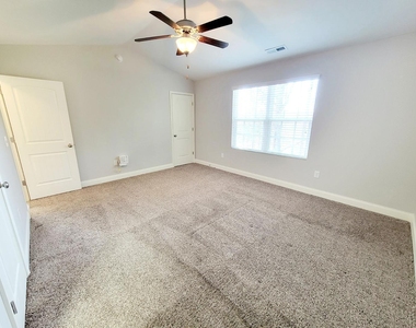 3944 Volkswalk Place - Photo Thumbnail 22
