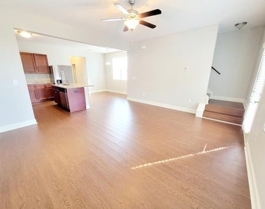 3944 Volkswalk Place - Photo Thumbnail 16